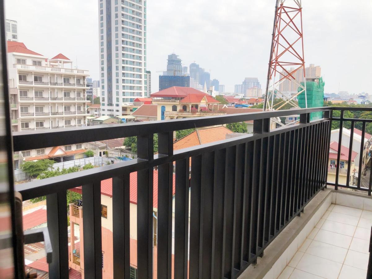Enhet i Chamkar Mon på 60 kvm, med 2 soverom, 2 bad Phnom Penh Eksteriør bilde
