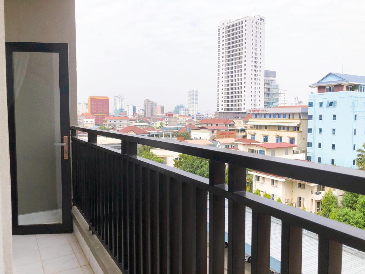 Enhet i Chamkar Mon på 60 kvm, med 2 soverom, 2 bad Phnom Penh Eksteriør bilde